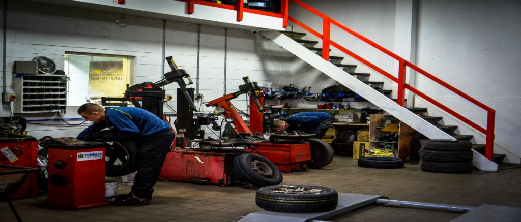 Sandyford Tyre Centre - Garage and Staff